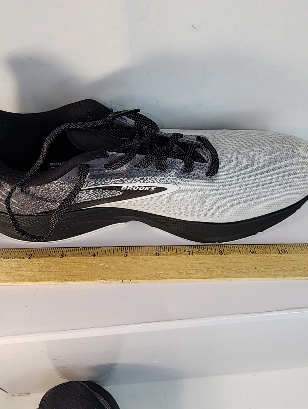 Brooks Launch Mens Size 8D Athletic/Running/Walking Shoes Sneakers. - Picture 12 of 16